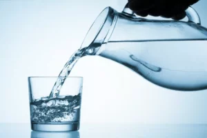 أهمية شرب الماء يومياً