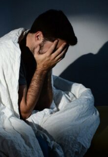 لغز طبي.. حالة مرعبة لرجل لم ينم منذ عامين
