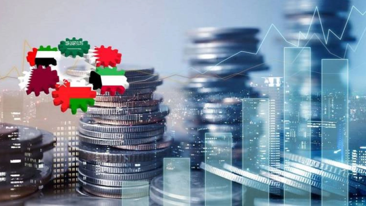 الاستثمارات الصناعية الخليجية تتجاوز 550 مليار دولار | تحليل شامل لواقع الصناعة في دول الخليج 2025